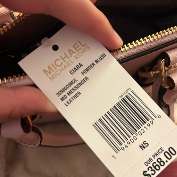 Michael Kors saffiano leather Ciara messenger bag with strap brand new - Picture 6 of 8